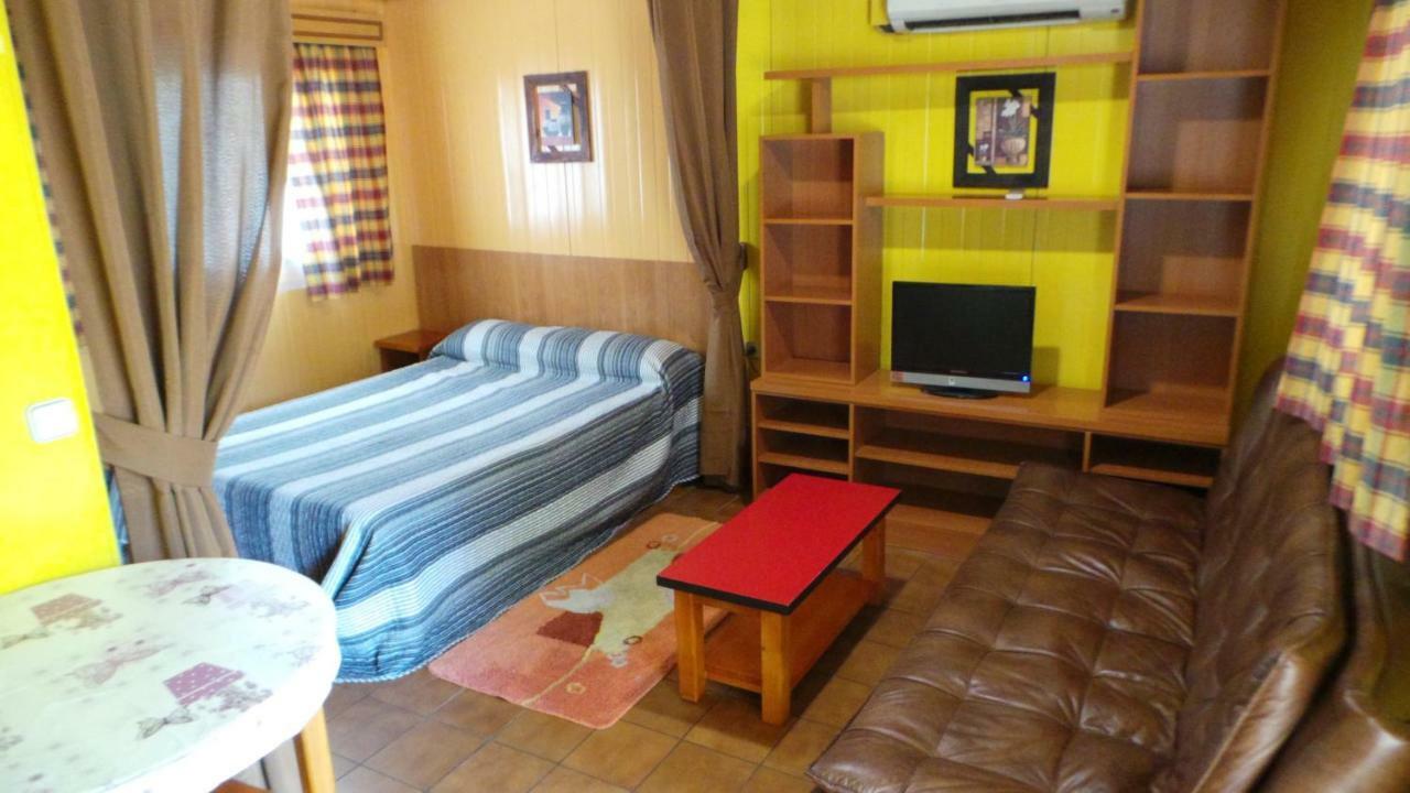 Bungalows Alpha ヘタフェ エクステリア 写真